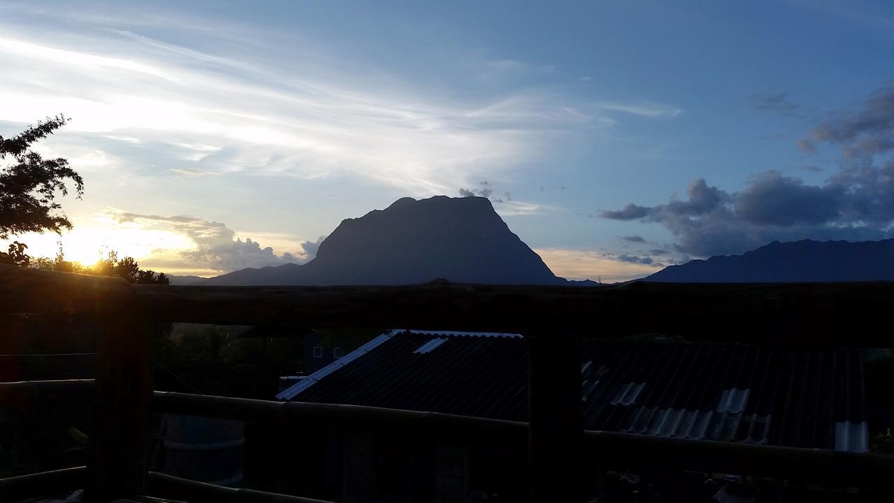 Baan Aingdoi Homestay, チェンダオ エクステリア 写真