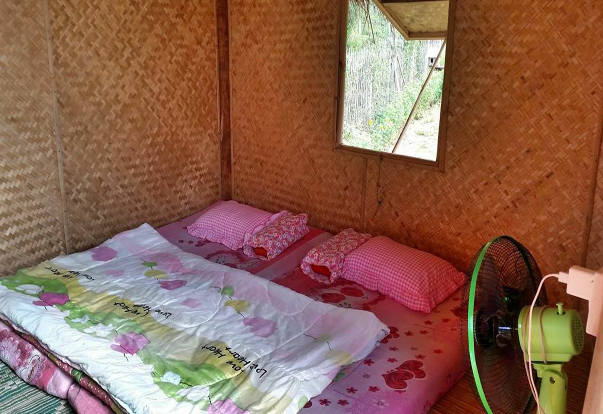 Baan Aingdoi Homestay, チェンダオ エクステリア 写真
