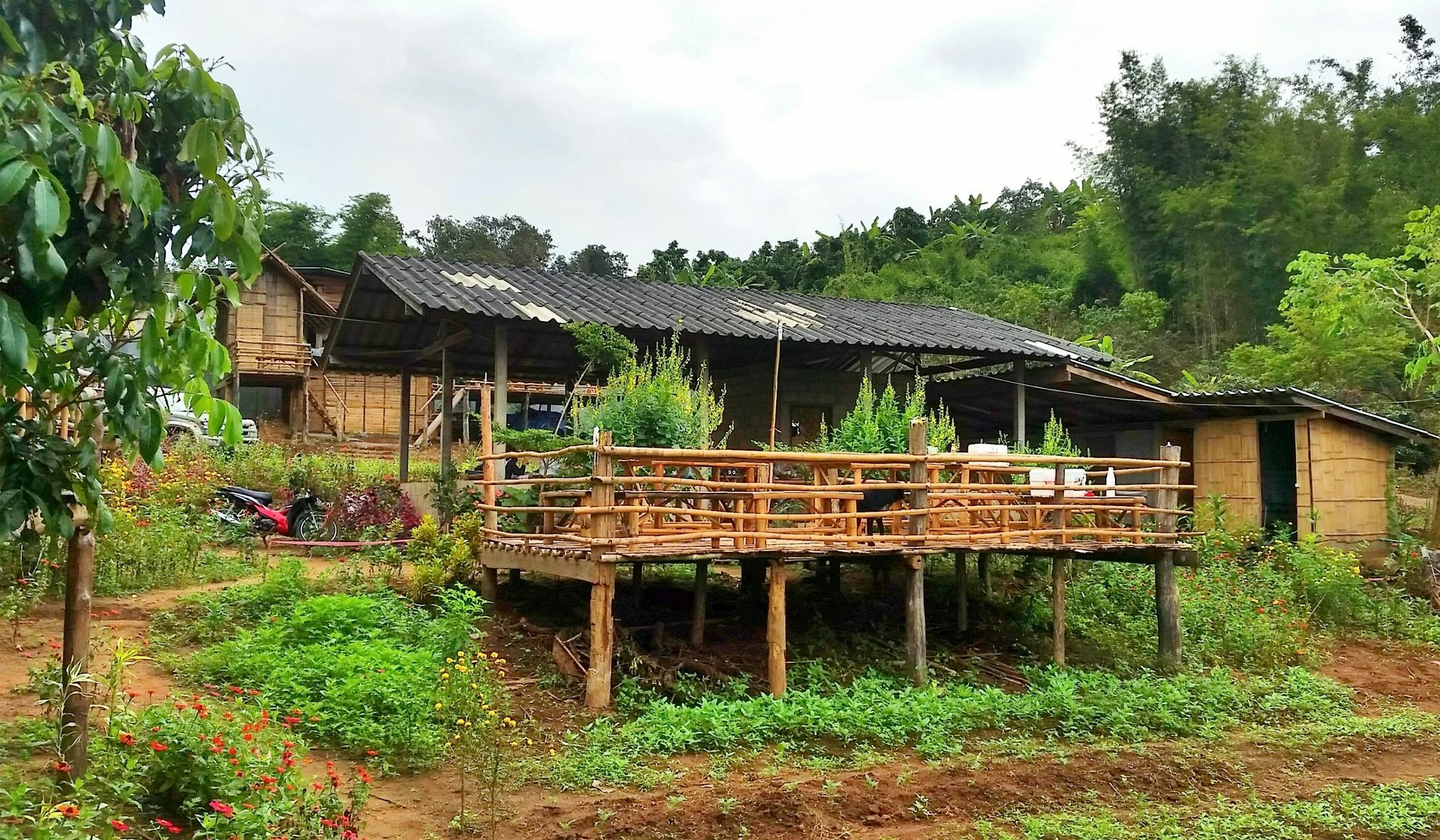 Baan Aingdoi Homestay, チェンダオ エクステリア 写真