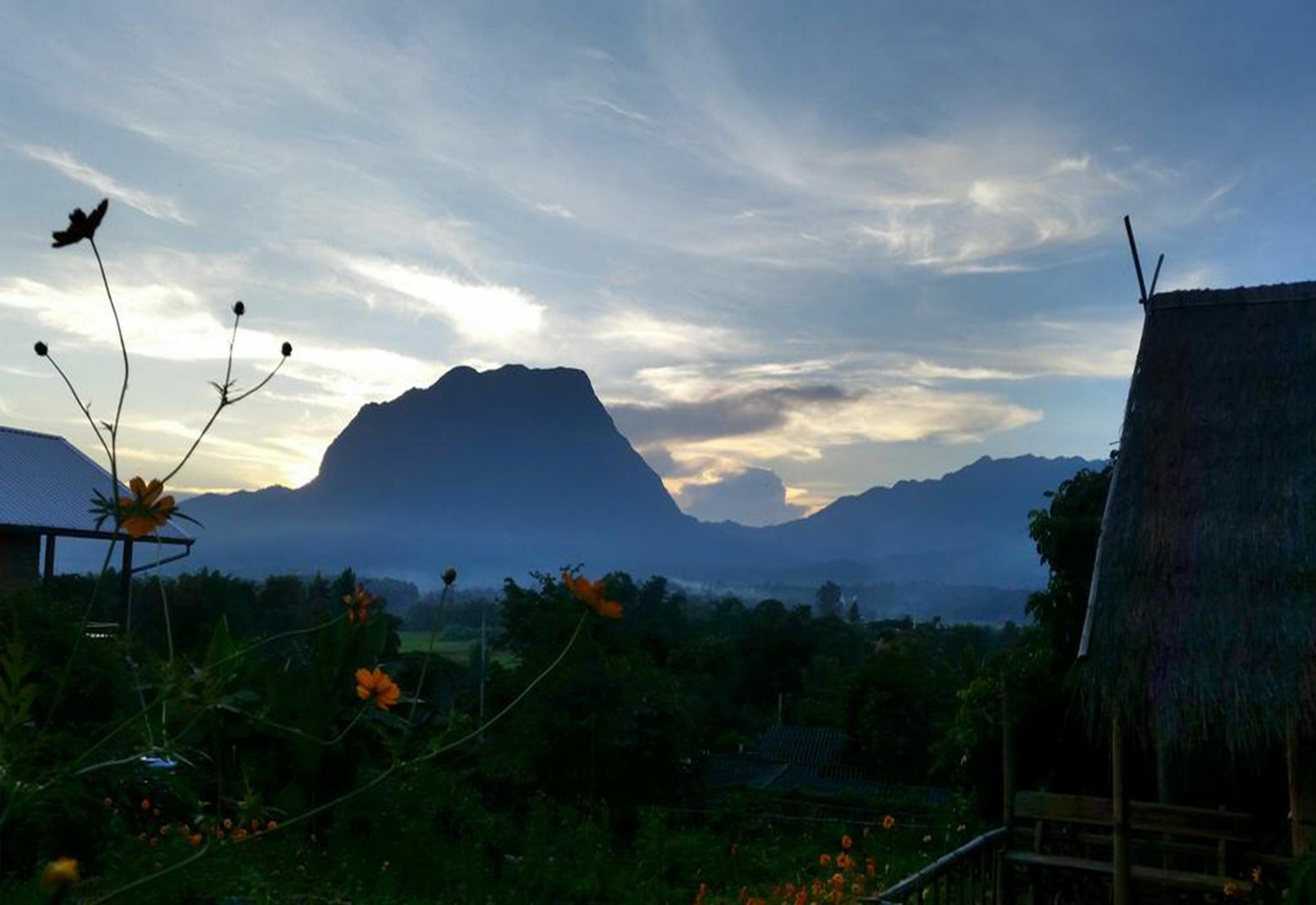 Baan Aingdoi Homestay, チェンダオ エクステリア 写真