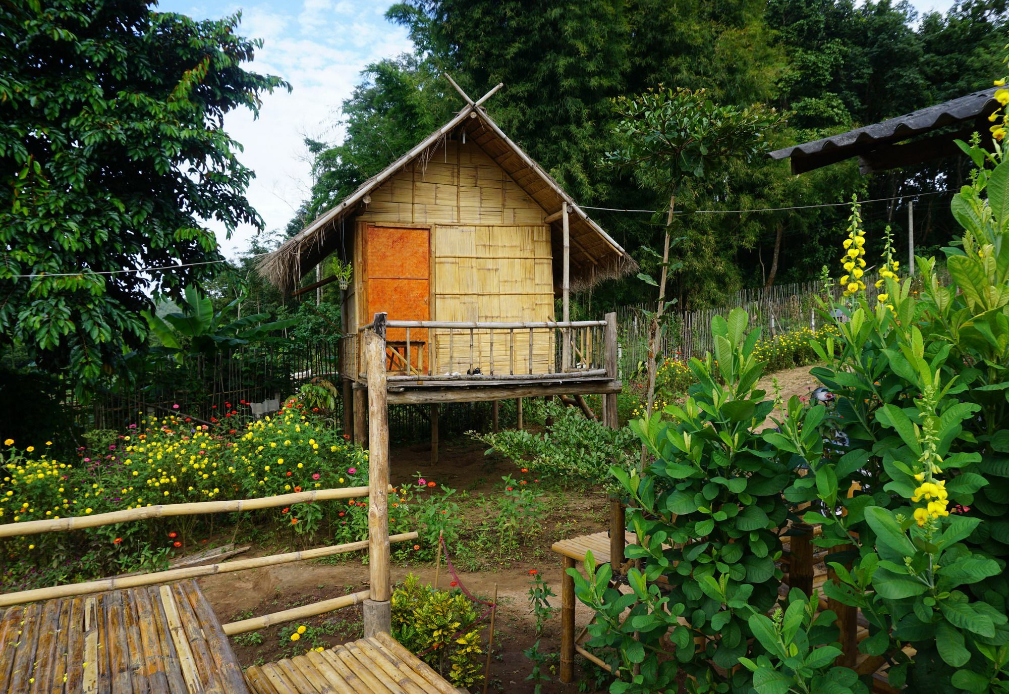 Baan Aingdoi Homestay, チェンダオ エクステリア 写真