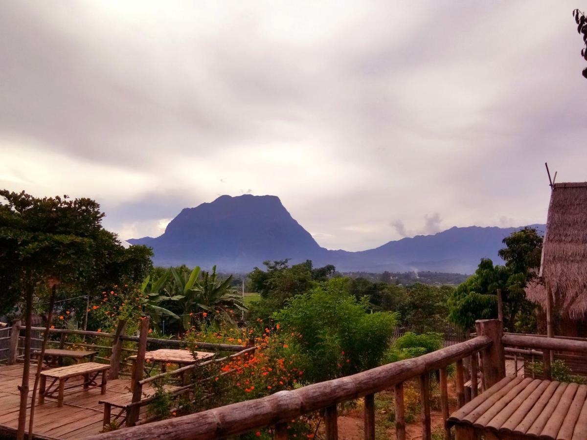 Baan Aingdoi Homestay, チェンダオ エクステリア 写真