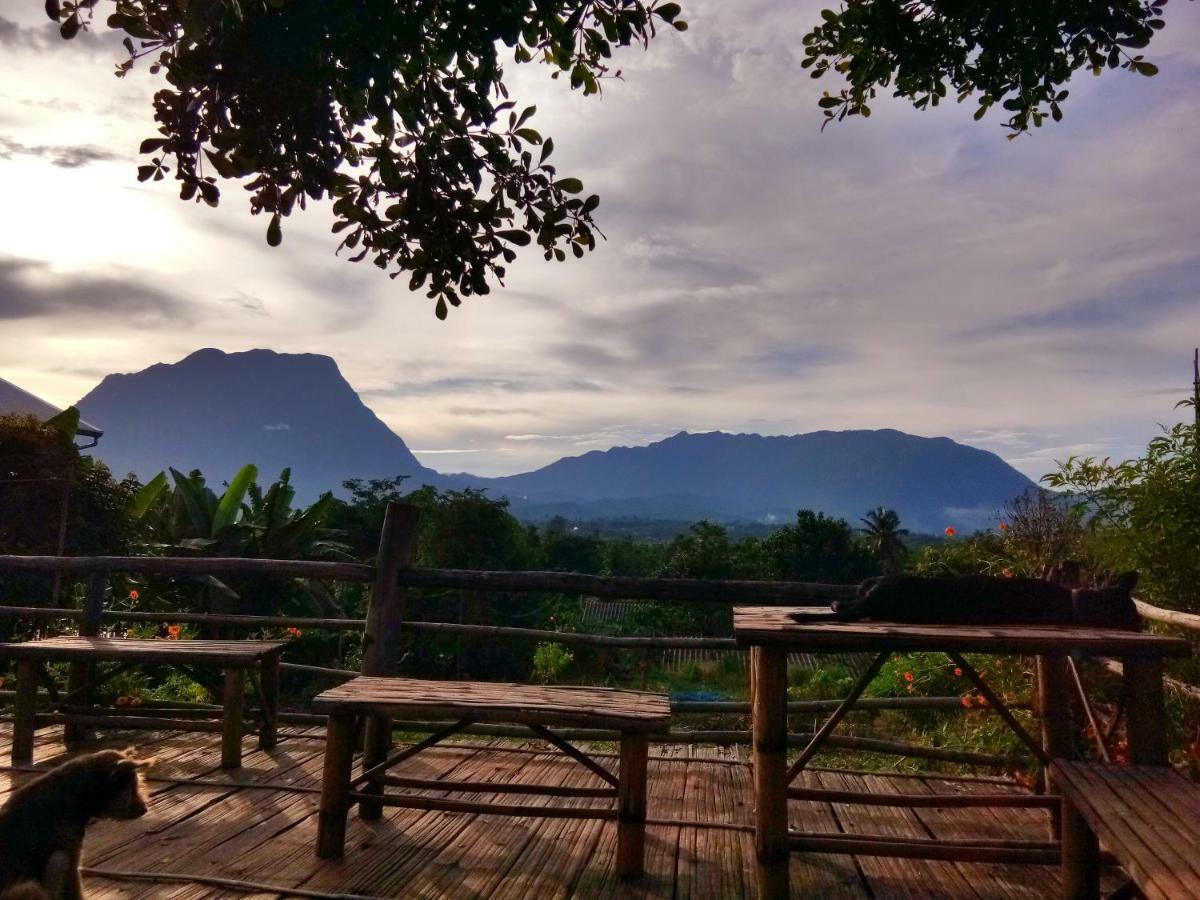 Baan Aingdoi Homestay, チェンダオ エクステリア 写真